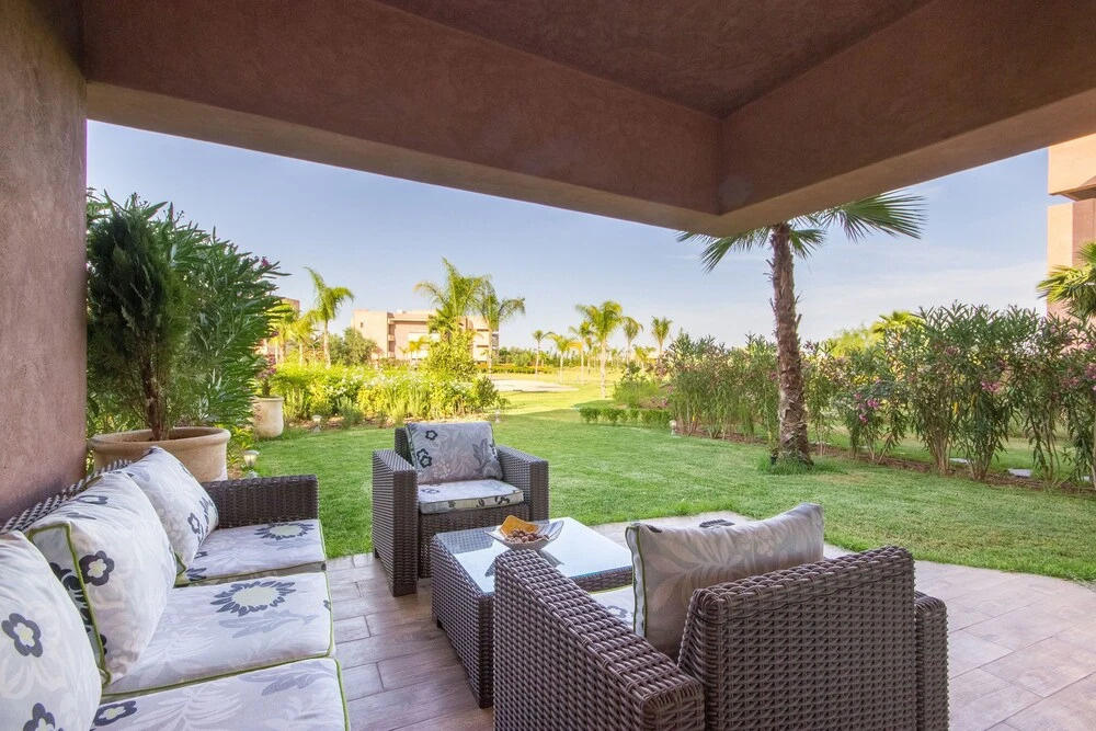 Family Relaxation in Prestigia Opale