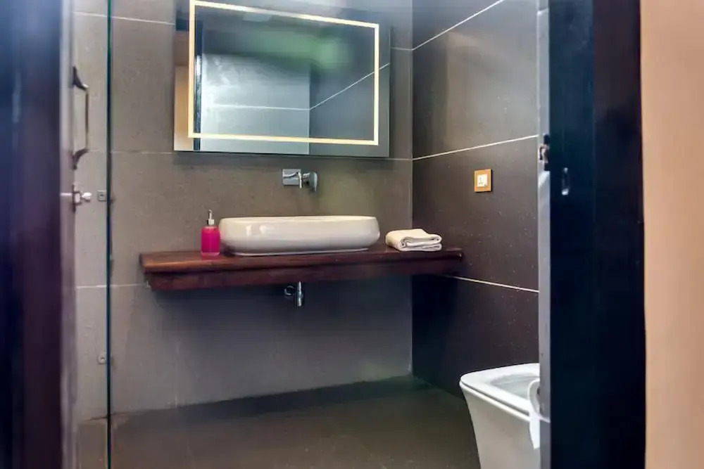 Corbett Machaan Resort