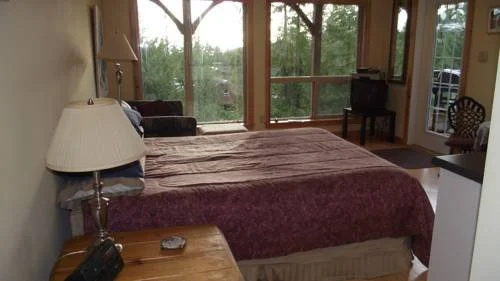 Secret Cove Cottage Suites
