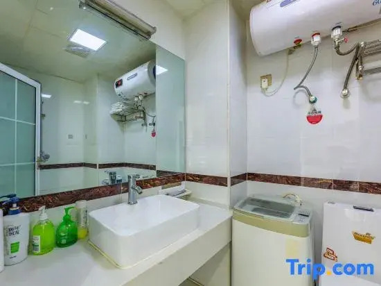 IBLV Vedio Hotel （Guanggu Yangjiawan）