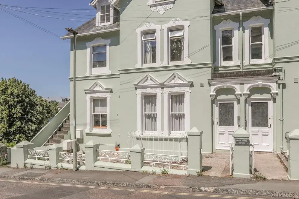 4 Glenthorne House