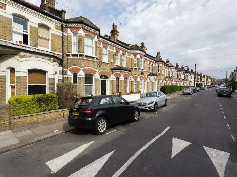 Veeve  2 Bedroom Flat On Dafforne Road Wandsworth