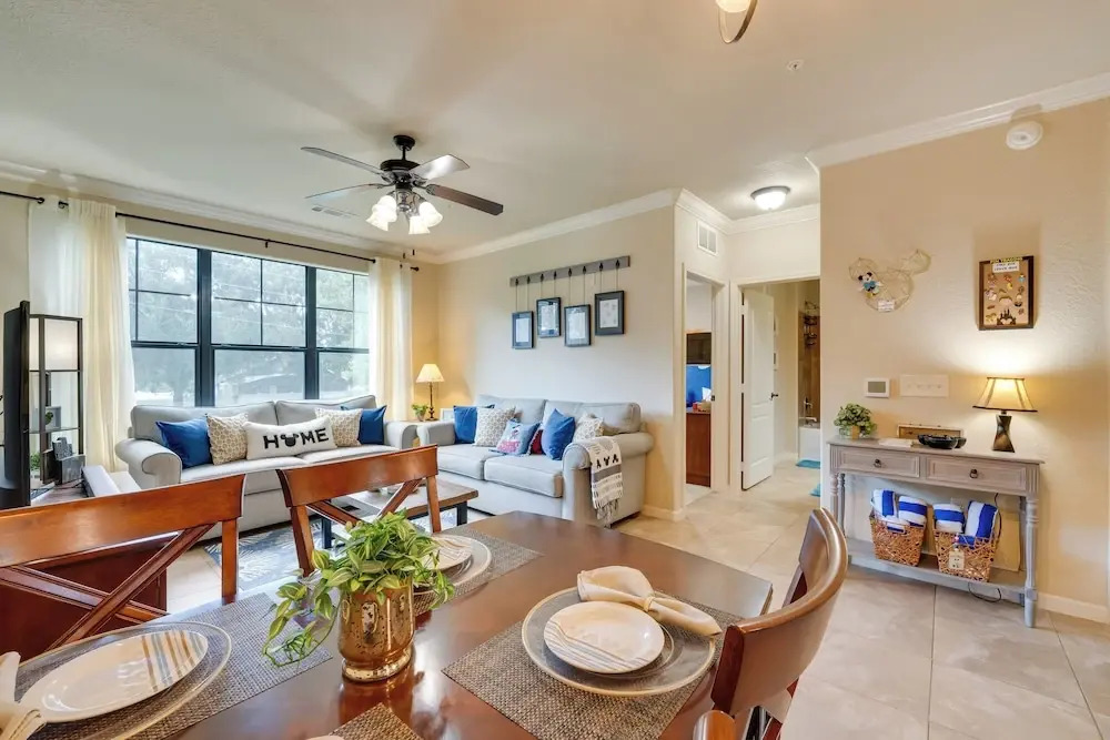 9 Mi to Disney: Davenport Condo w/ Community Pools