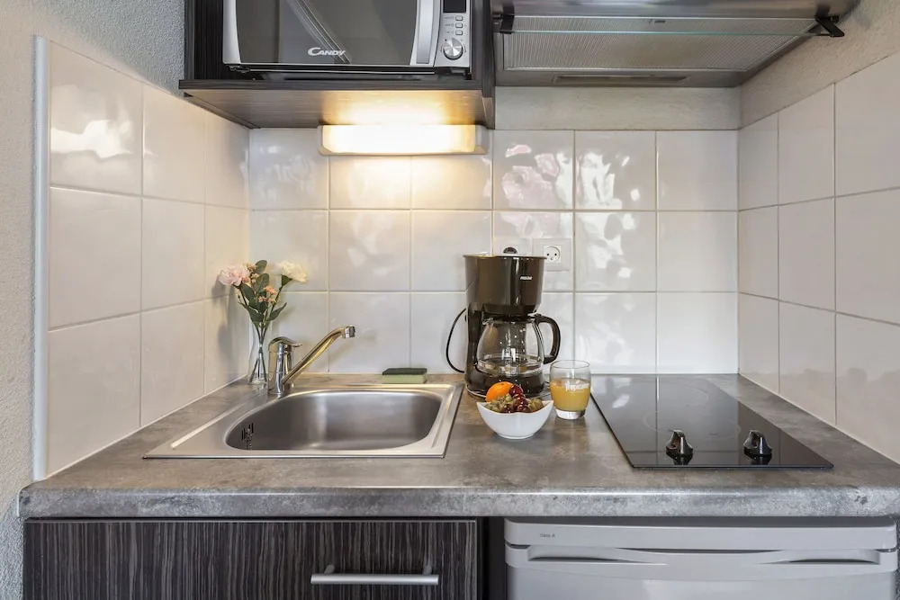 Park & Suites Confort Toulouse LHers