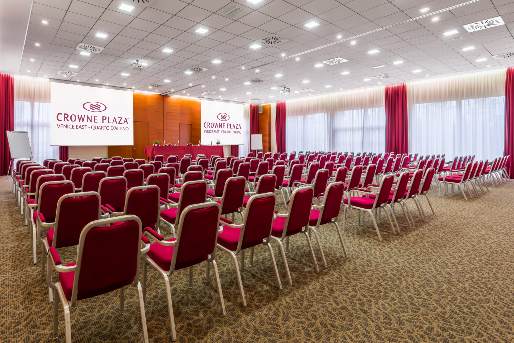 Crowne Plaza Venice East by IHG