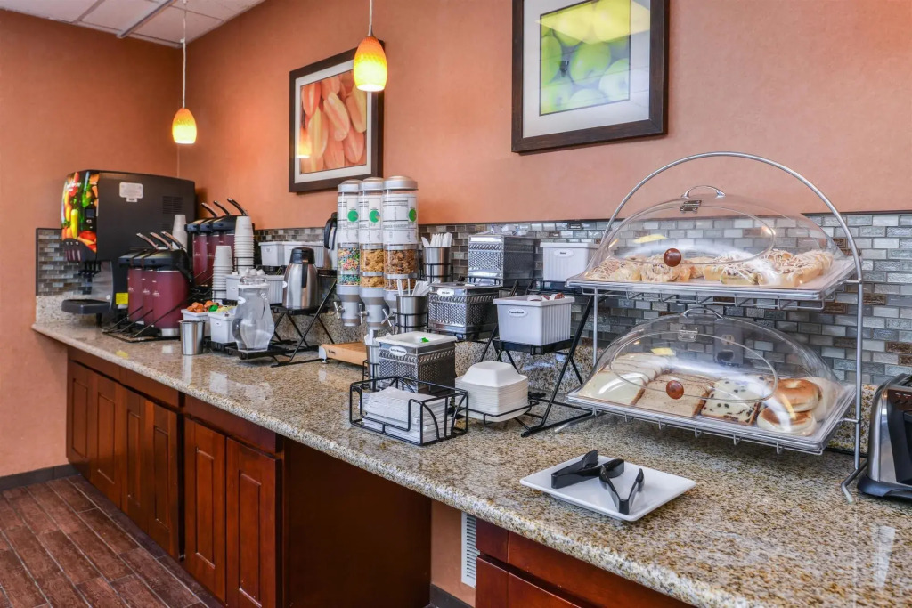 Best Western Plus Rama Inn