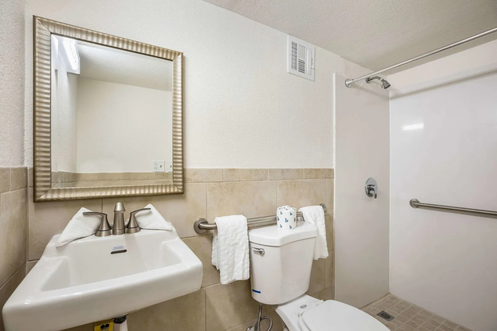 OYO Hotel Orlando Airport