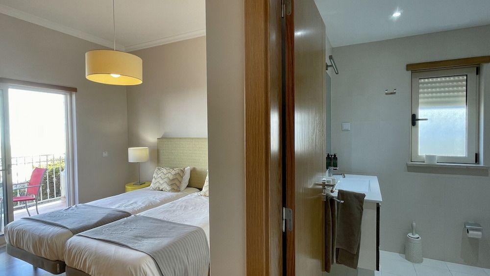 Sunshine - Private Pool - 8 Guests - Albufeira