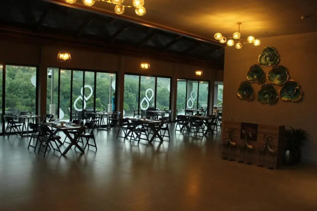 Niraamaya Retreats Samroha Athirappilly