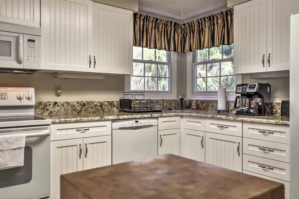Beach & Pool Access: Golf Villa in Hilton Head