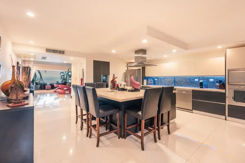 Townhouse With Ocean View Puerto Bahia P5
