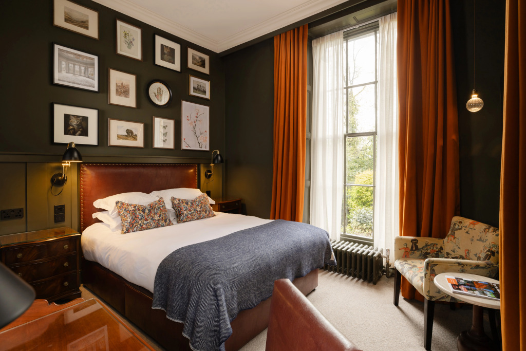 The Churchill Hotel