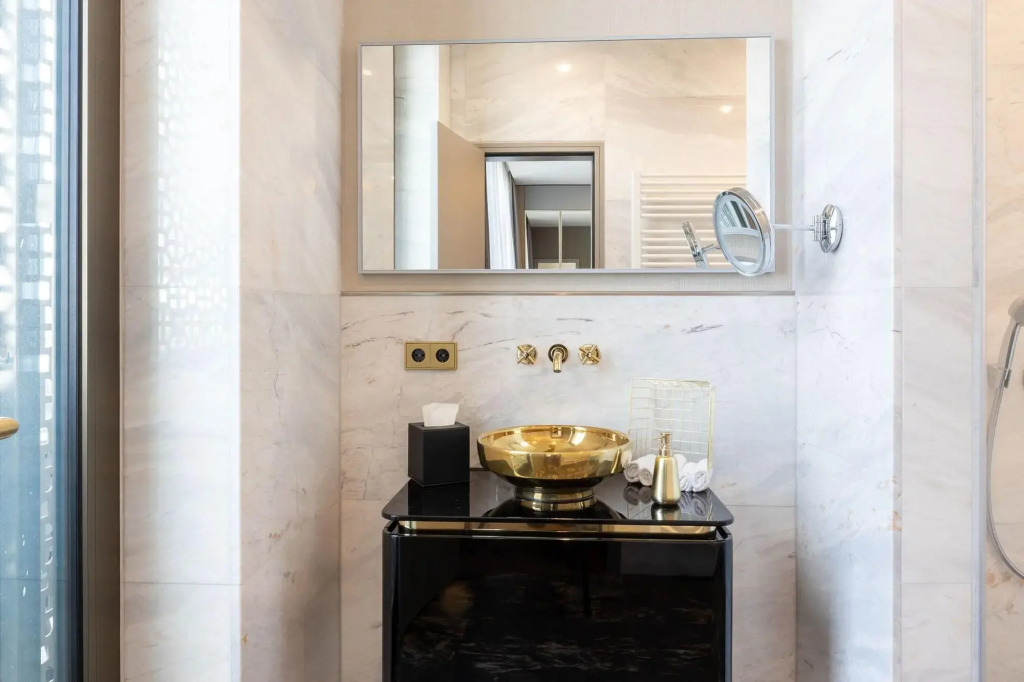 Fourty Three Luxury Serviced Apartments