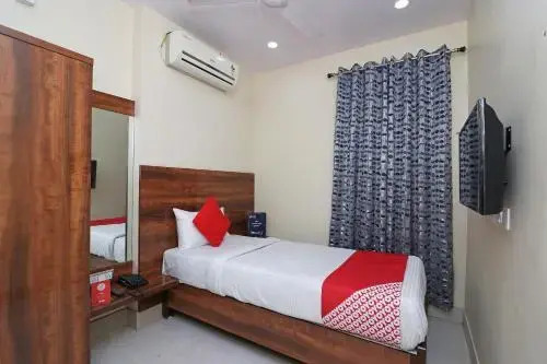 hotel cloud 9