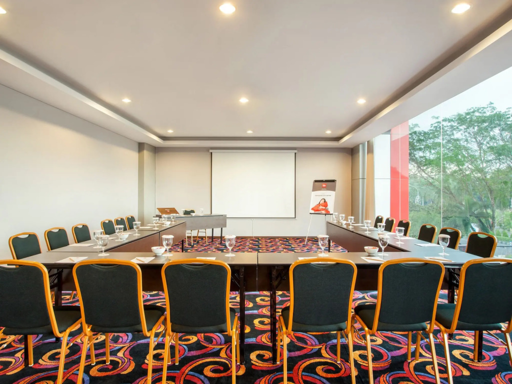 ibis Pontianak City Center