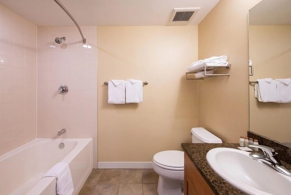 Modern Ski Studio Apartment with In-Room Fireplace - Fraser Crossing/Founders Pointe Premium-Rated 4443
