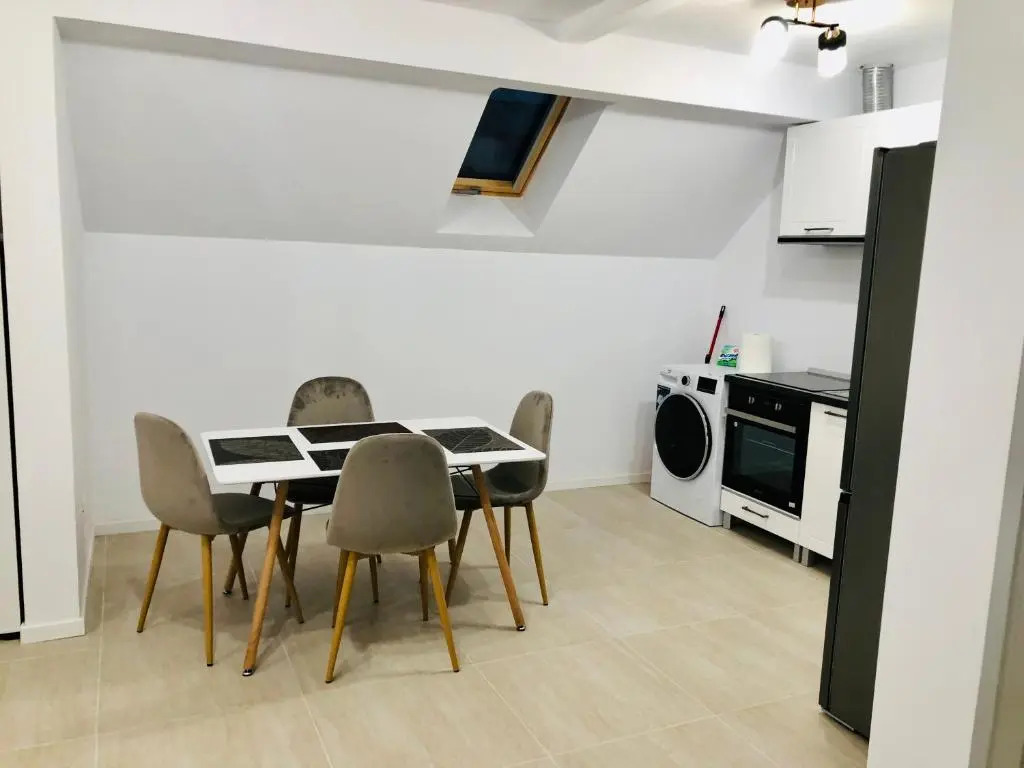 New and modern apartments in villa, near City Center M36