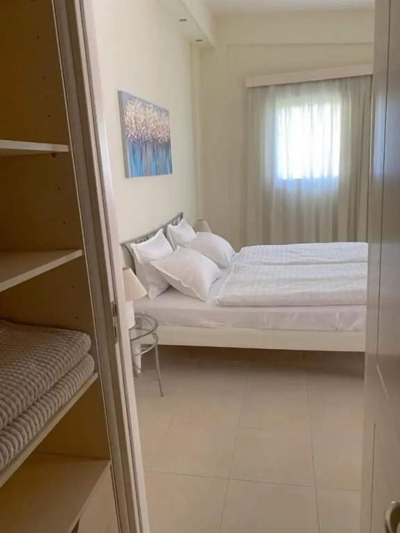 Nostrana Village Apartments