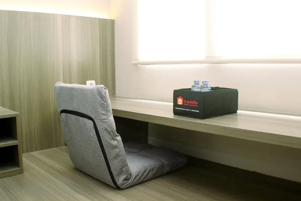 Nice Studio at Gateway Park LRT City Jatibening Apartment By Travelio