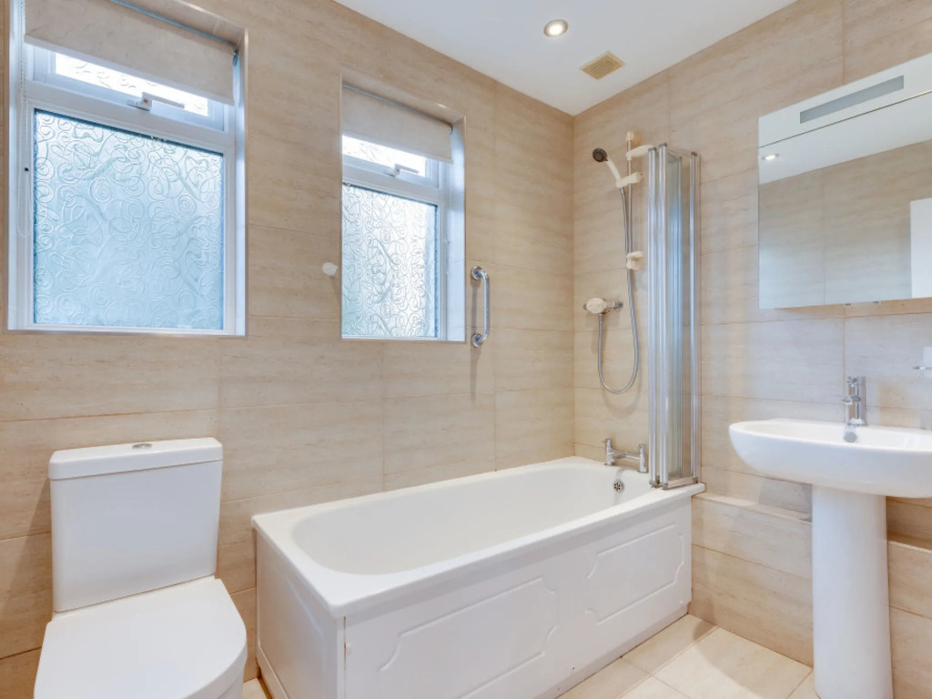 2 Bed in South Molton oc-willo