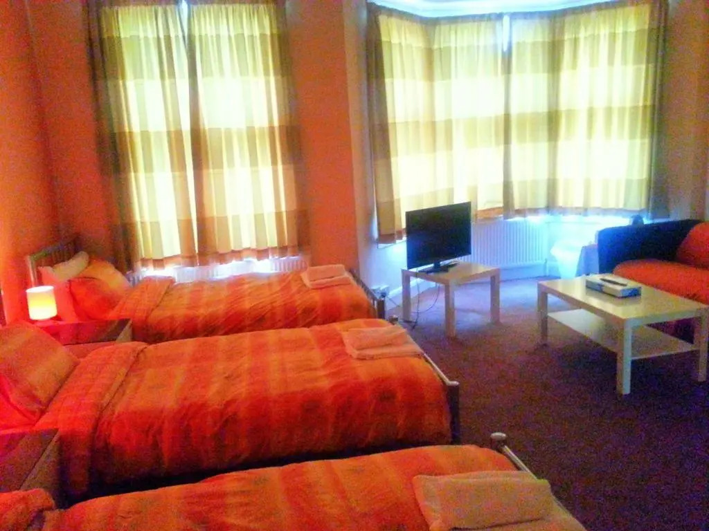 Highcroft Guest House