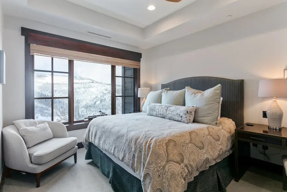 Flagstaff Lodge at Deer Valley Resort - Two Bedroom Residence #305 2 Condo