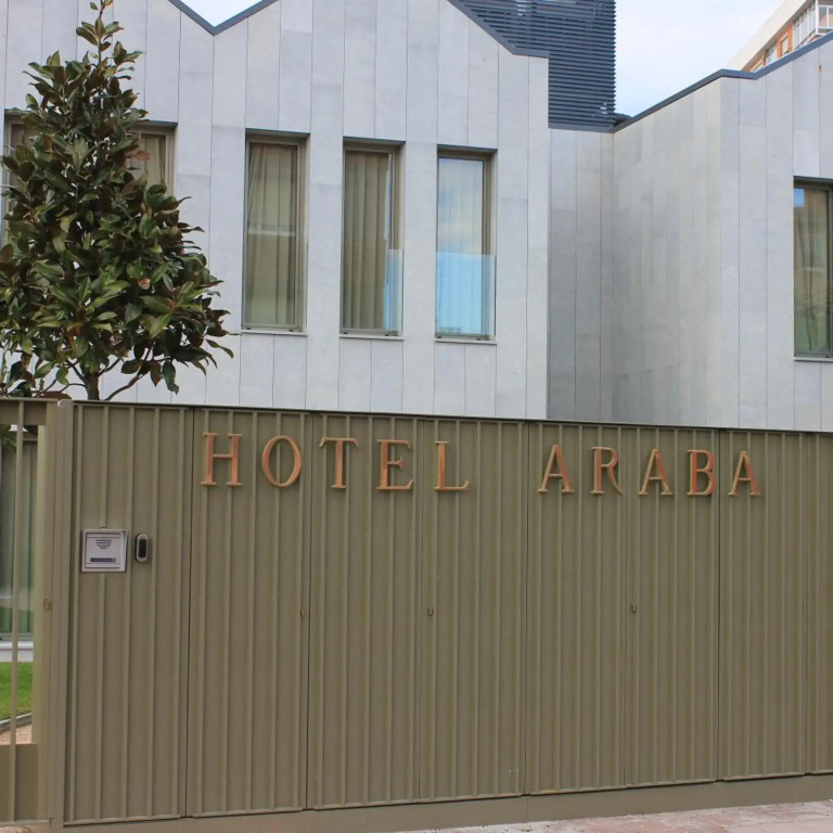 Hotel Araba