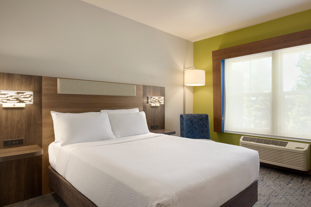 Holiday Inn Express- West Sacramento by IHG