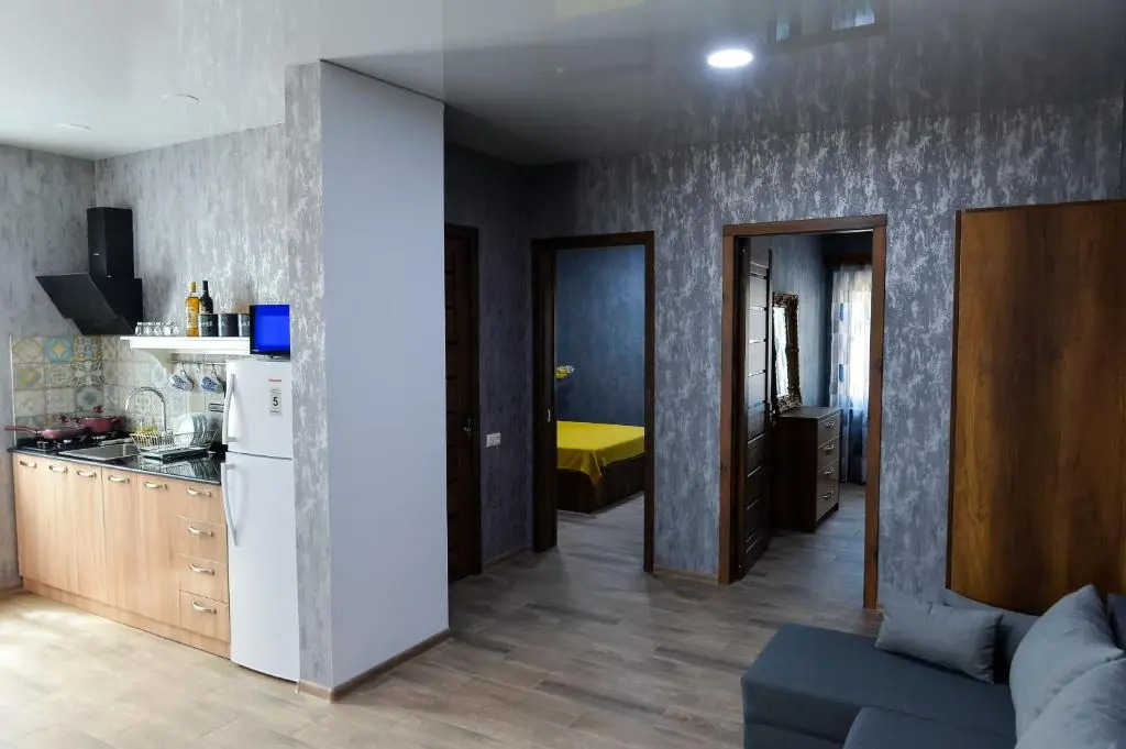 LIONS APARTMENT