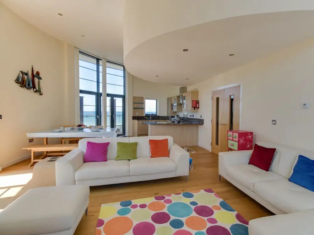 Westbay Penthouse