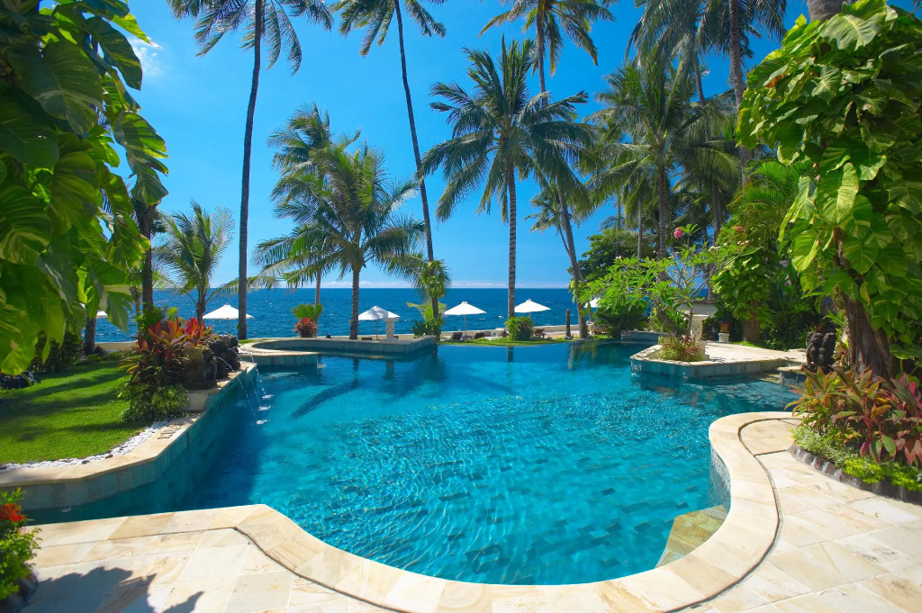 Alam Anda Ocean Front Resort & Spa Dive Resort