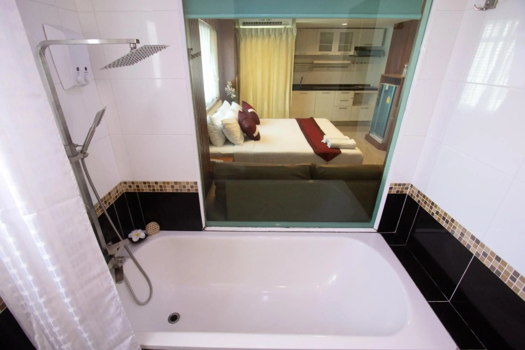 Gusto Pratunam Hotel