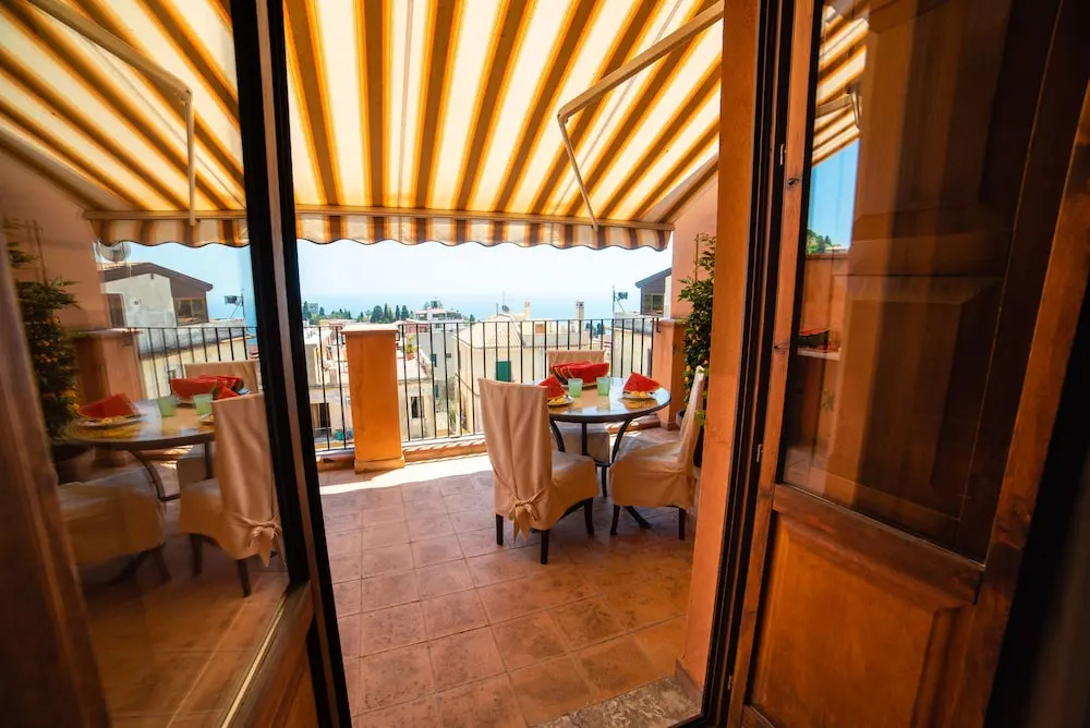 Vilagos Apartments & Loft Taormina