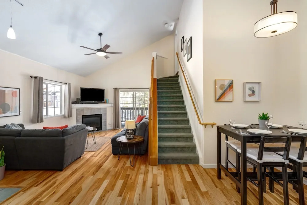 Quail Run 5 3 Bedroom Condo by RedAwning