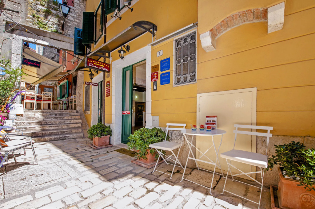 Rooms Sotto i Volti