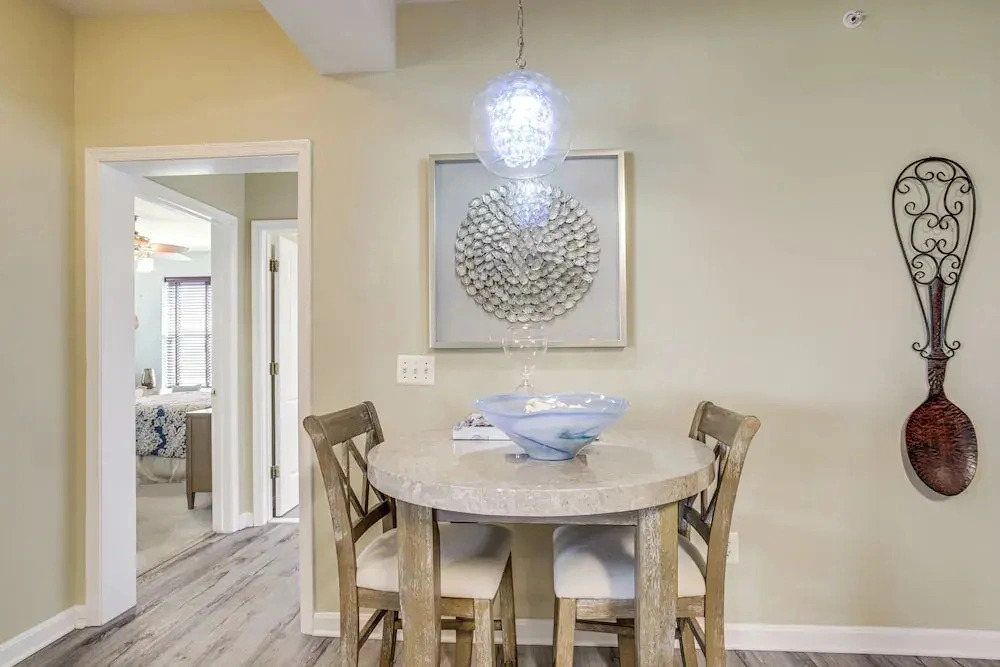 Walkable Condo w/ Drawbridge Views in Cambridge