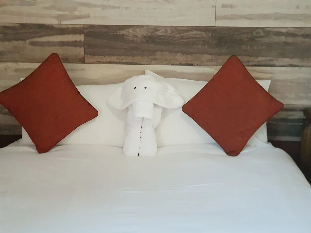 Kalahari Sands Guest Lodge