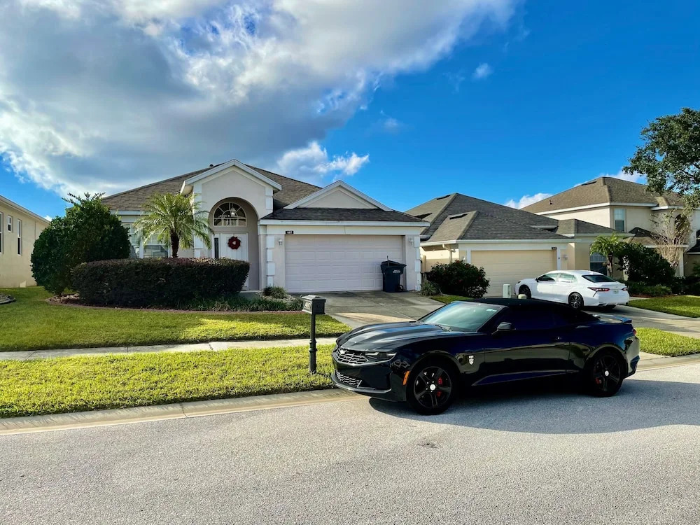 Grand Fabulous 4BR Pool Home Near Disney