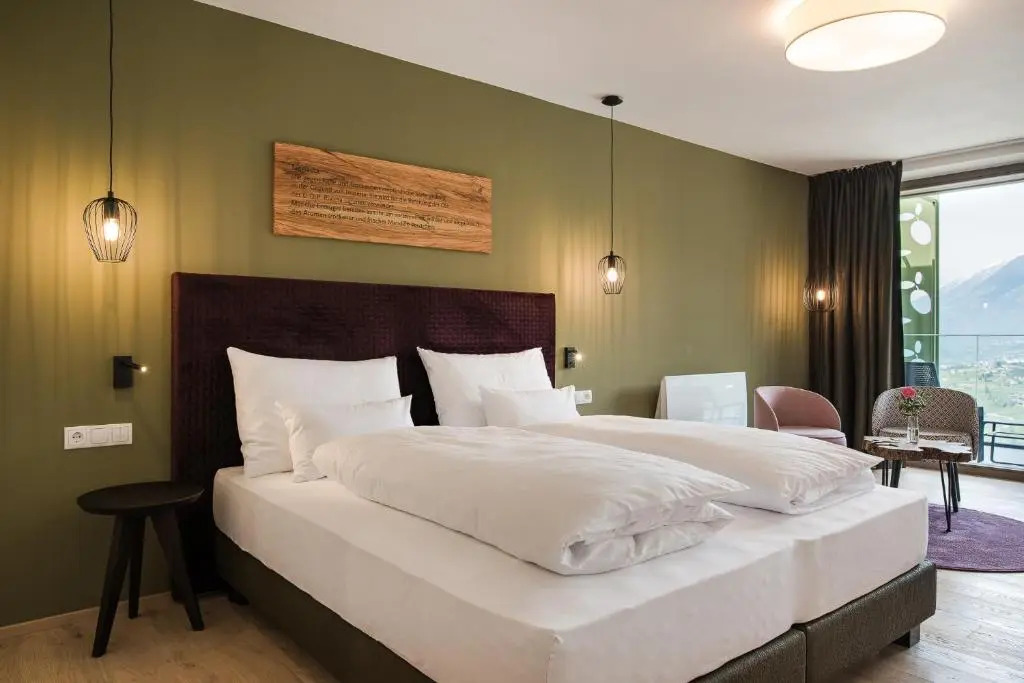 Oliven- & Genusshotel Hirzer
