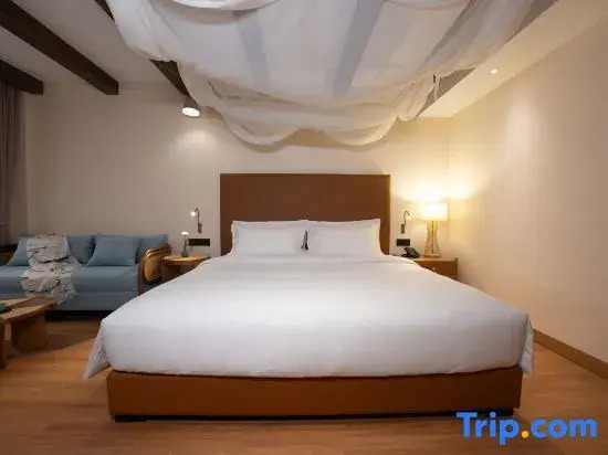 Yanguan Chaoyuezhicheng Shuiyin Homestay