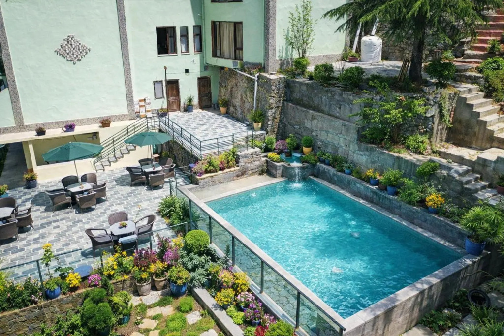 Aachman Nature Valley Resort Mashobra BY NAINA STAYCATION- Private Parking - Balcony and valley view Rooms