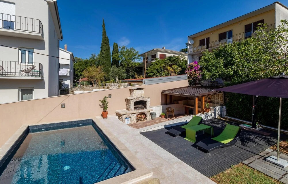 Beautiful Home in Dramalj With Wifi and 1 Bedrooms