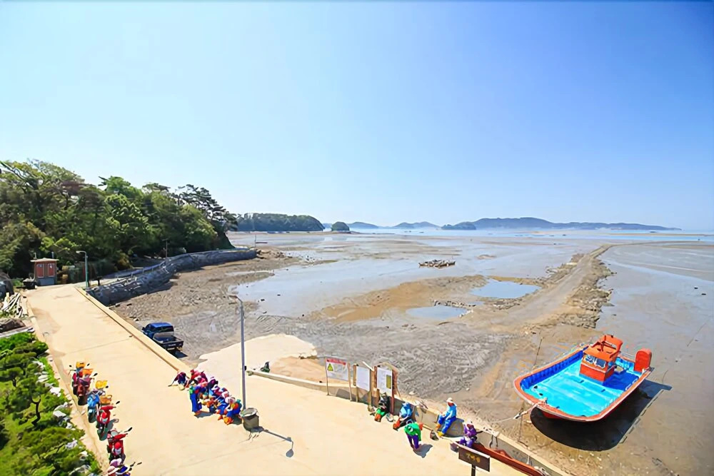 Taean Gat Ford Pension