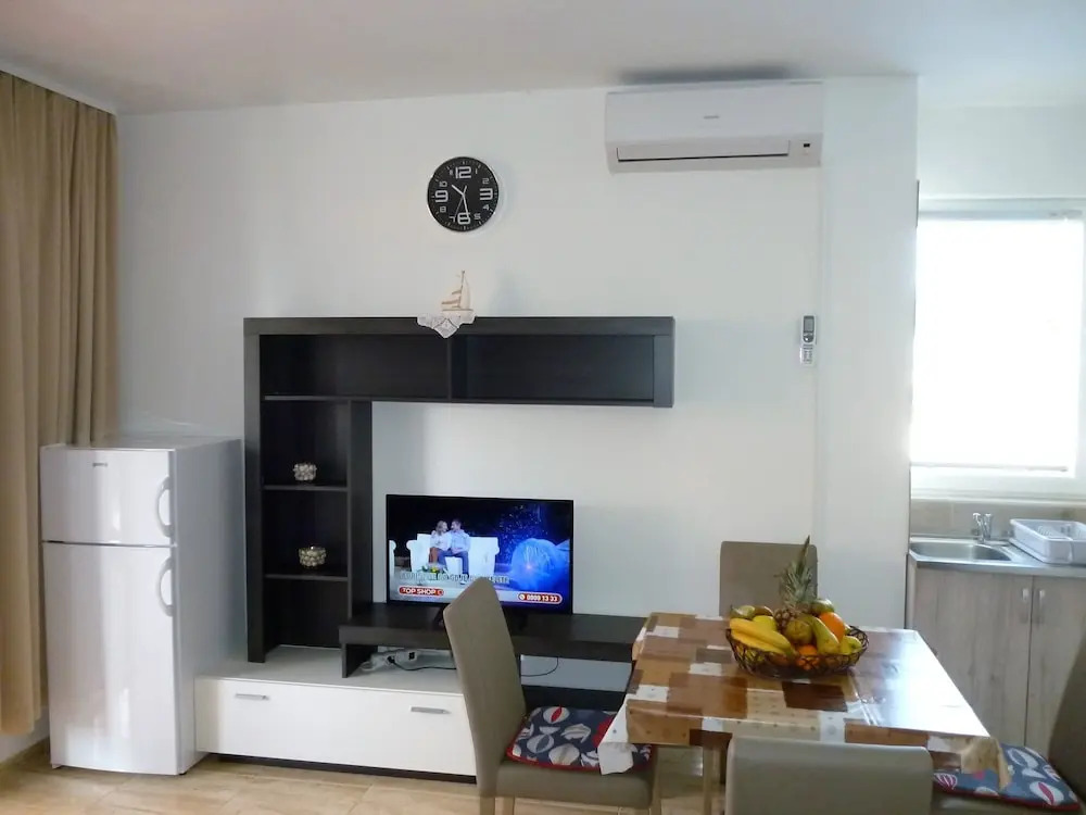 Apartments Tisa-with Seaview