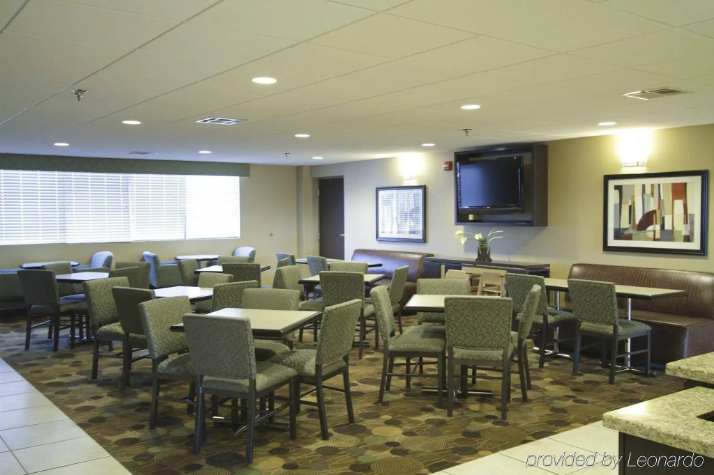 Holiday Inn Express Hotel & Suites Colby by IHG