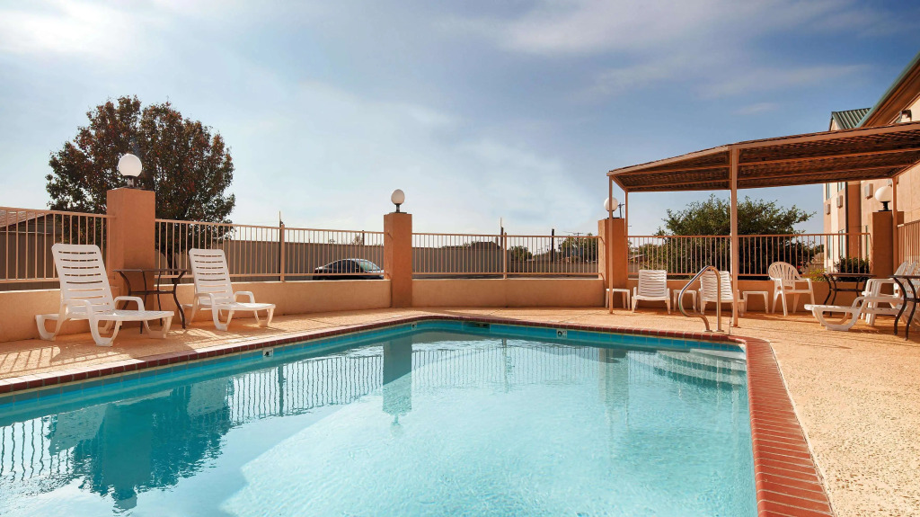 Best Western Post Inn