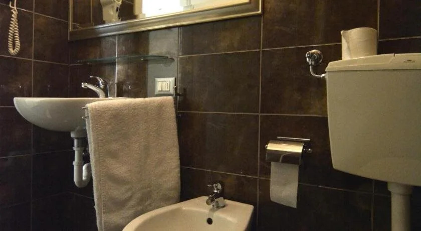 Hotel Orly