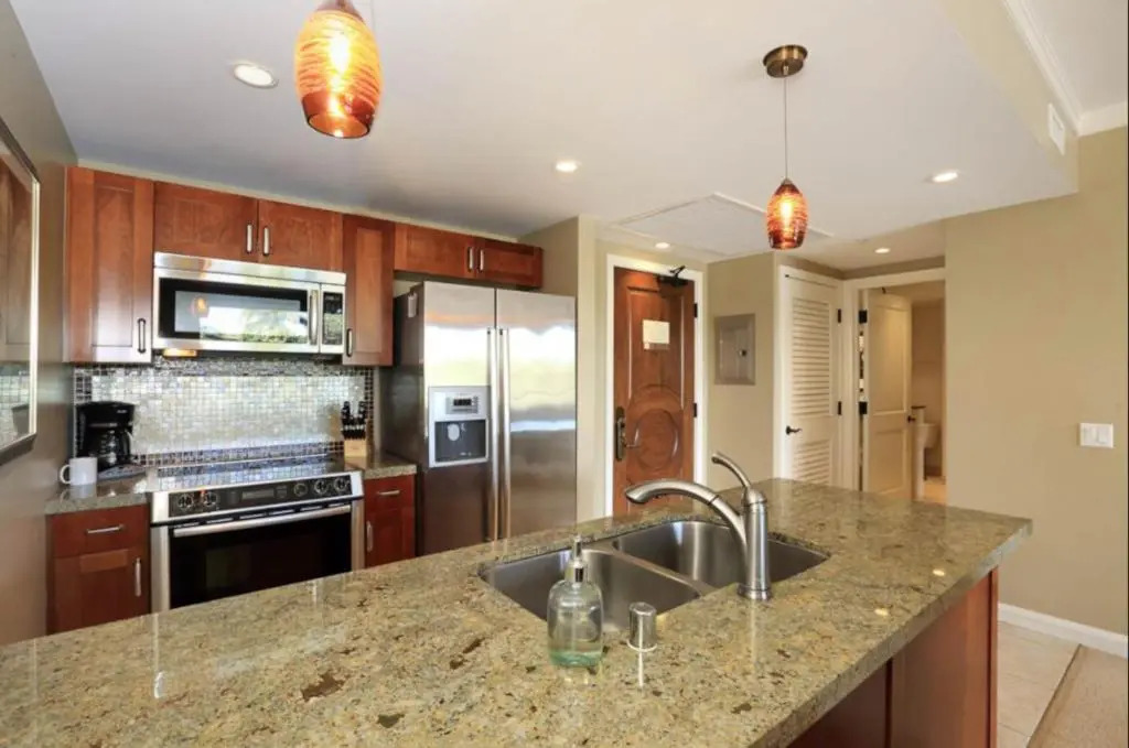 Large 1BR Luxury Condo at Honua Kai w/Huge Lanai K224