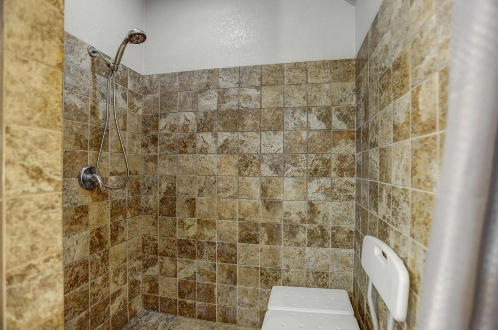 Motel 6-Fresno, CA - Belmont Ave