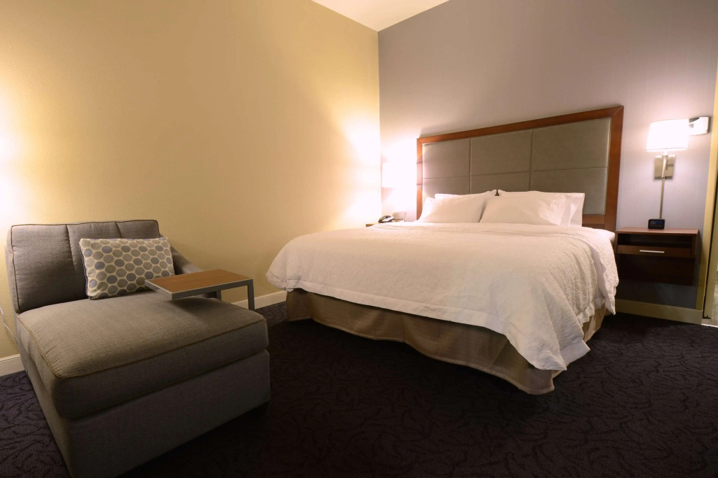 Hampton Inn & Suites Cazenovia, NY